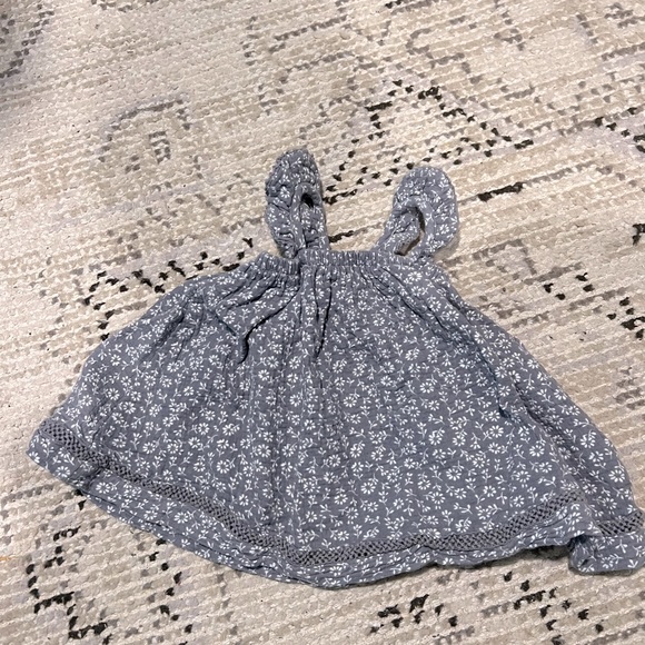 Quincy Mae Swing Top, Size 6-12months - Picture 1 of 2